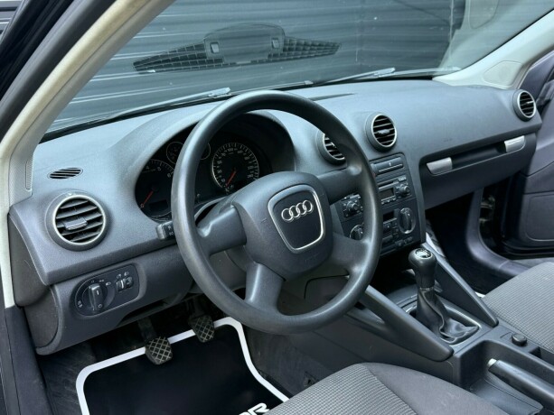 audi-a3-bensin-2005-big-10