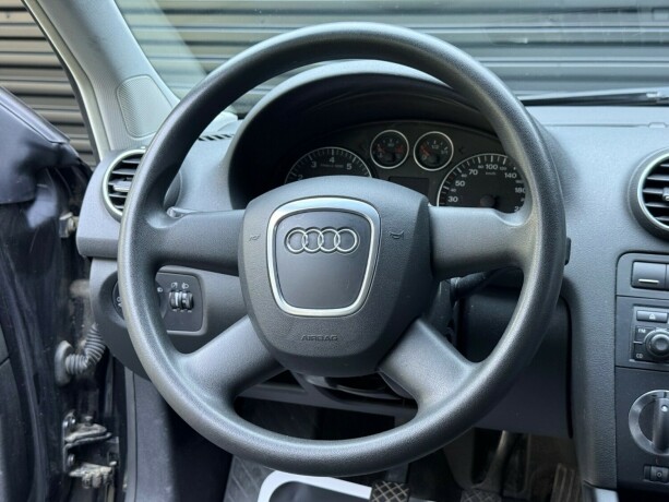 audi-a3-bensin-2005-big-12