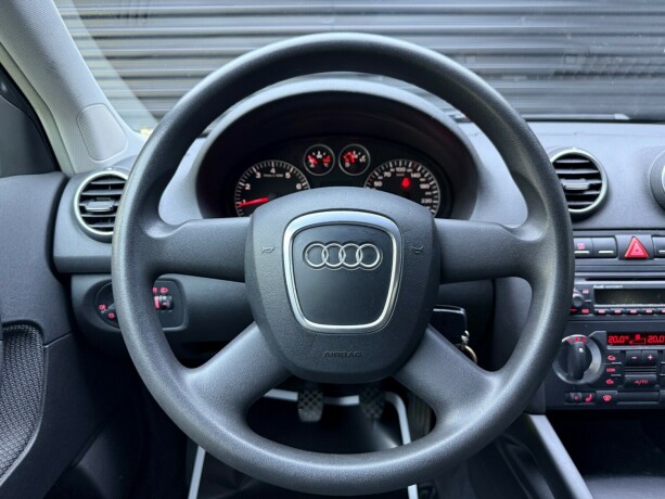 audi-a3-bensin-2005-big-13