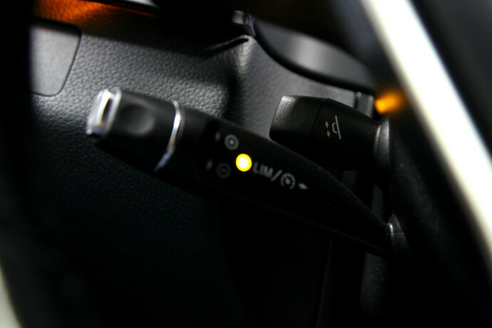 mercedes-benz-e-klasse-diesel-2015-big-28