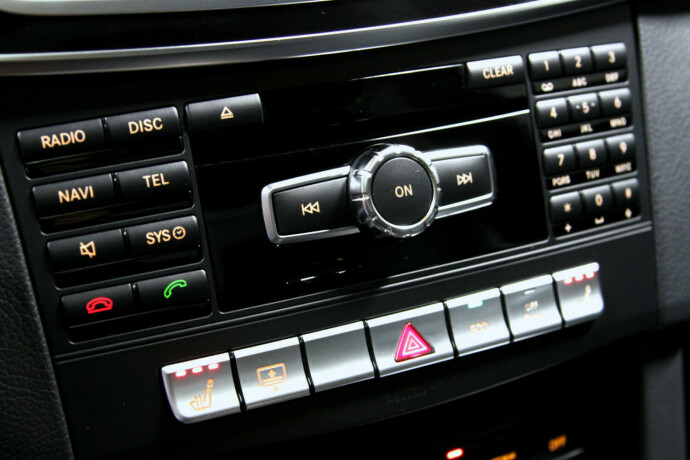mercedes-benz-e-klasse-diesel-2015-big-21