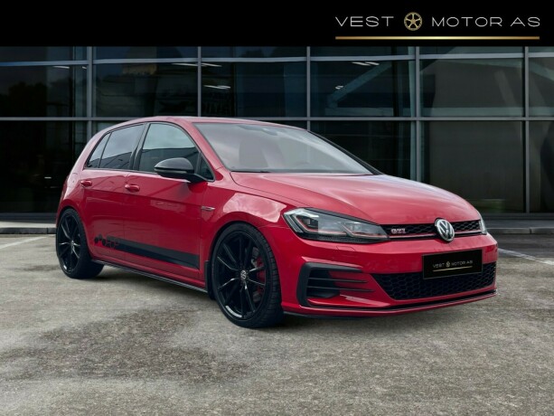 volkswagen-golf-bensin-2017-big-0