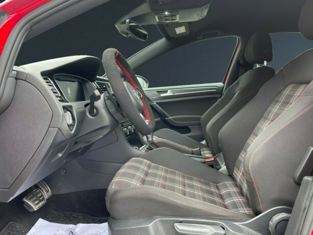 volkswagen-golf-bensin-2017-big-8