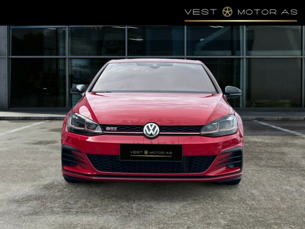 volkswagen-golf-bensin-2017-big-1