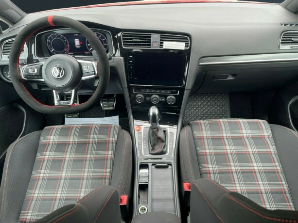 volkswagen-golf-bensin-2017-big-13