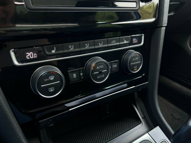 volkswagen-golf-diesel-2014-big-29