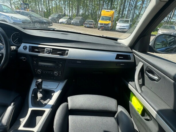 bmw-3-serie-diesel-2009-big-16
