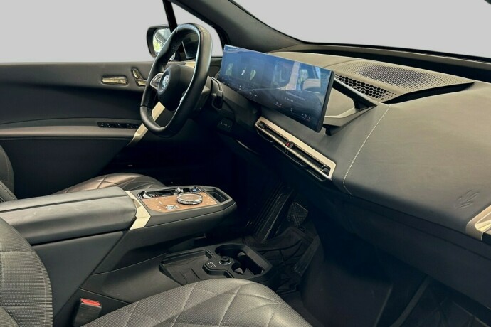 bmw-ix-xdrive-50-elektrisitet-2022-big-11