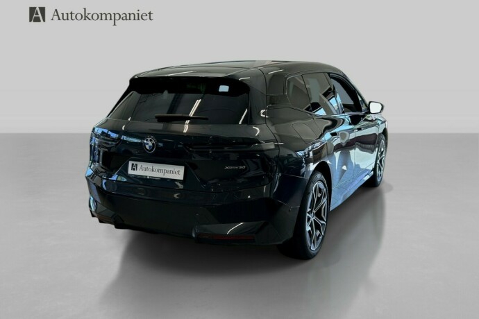 bmw-ix-xdrive-50-elektrisitet-2022-big-6