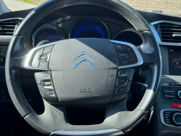 citroen-c4-diesel-2011-big-11