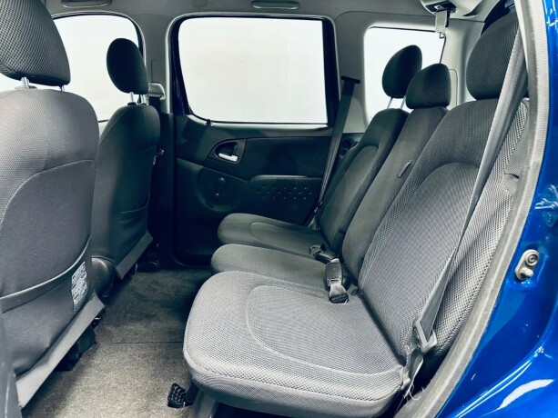 toyota-yaris-verso-bensin-2004-big-16