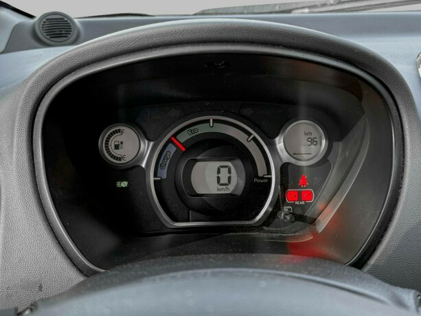 peugeot-ion-elektrisitet-2015-big-18