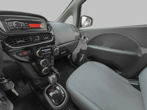 peugeot-ion-elektrisitet-2015-big-24