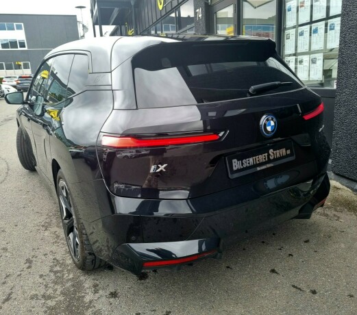 bmw-ix-xdrive-50-elektrisitet-2022-big-4