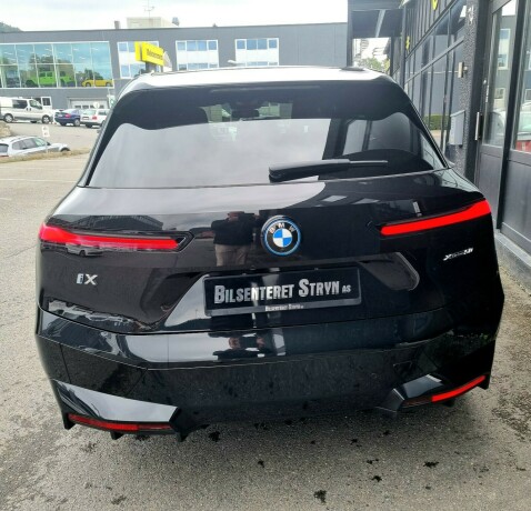 bmw-ix-xdrive-50-elektrisitet-2022-big-5