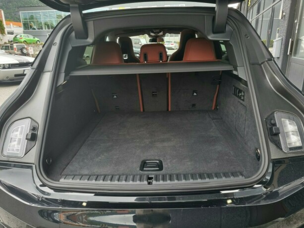 bmw-ix-xdrive-50-elektrisitet-2022-big-7