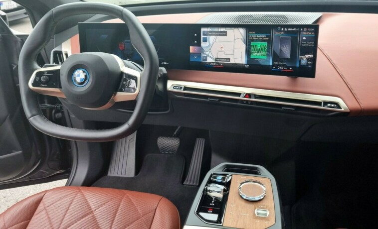 bmw-ix-xdrive-50-elektrisitet-2022-big-9