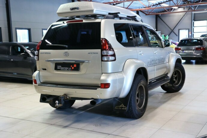 toyota-land-cruiser-diesel-2006-big-2