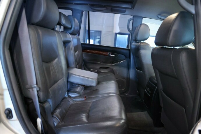 toyota-land-cruiser-diesel-2006-big-10