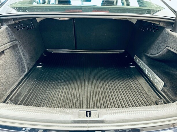 audi-a4-bensin-2014-big-18