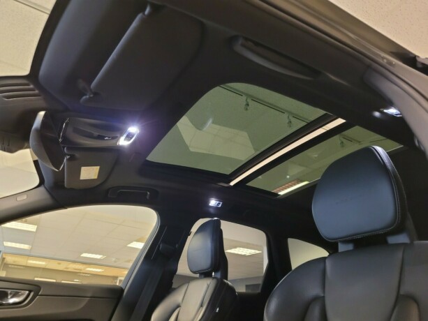 volvo-xc-60-elektrisitetbensin-2018-big-24