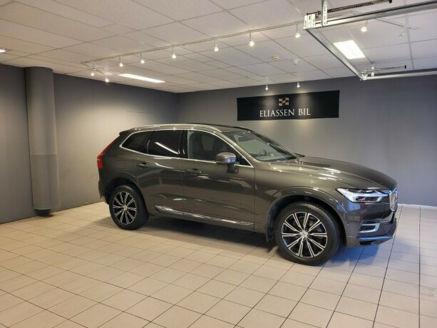 volvo-xc-60-elektrisitetbensin-2018-big-2