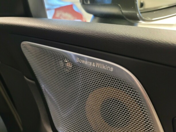 volvo-xc-60-elektrisitetbensin-2018-big-15