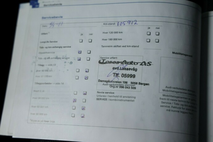 audi-a4-bensin-2005-big-12