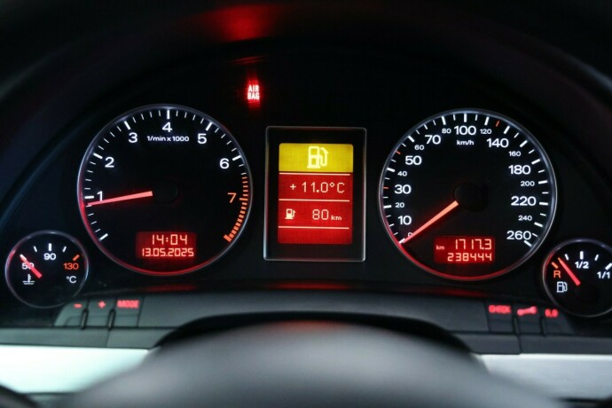 audi-a4-bensin-2005-big-5