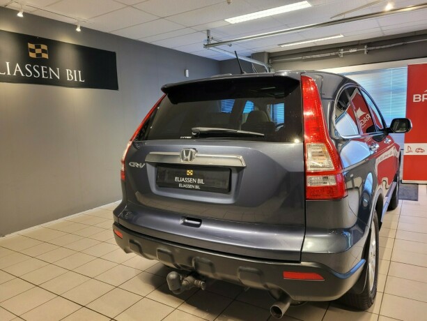 honda-cr-v-bensin-2007-big-5