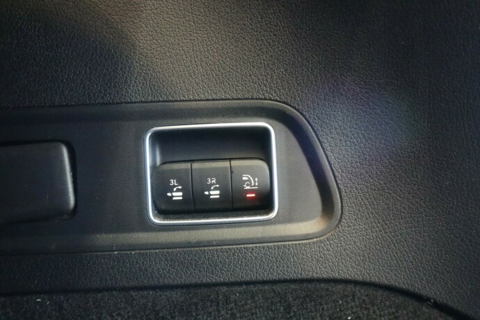 mercedes-benz-gls-diesel-2020-big-30