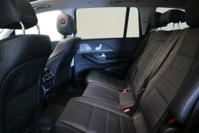 mercedes-benz-gls-diesel-2020-big-17