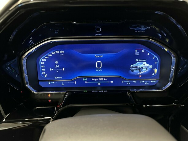 chevrolet-silverado-diesel-2025-big-13