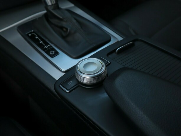 mercedes-benz-e-klasse-bensin-2012-big-12