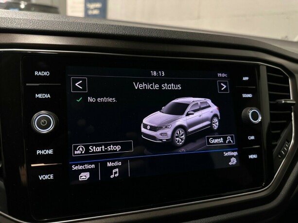 volkswagen-t-roc-bensin-2018-big-16