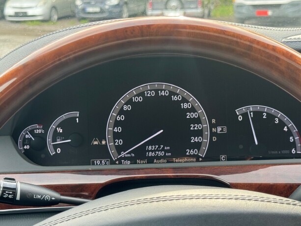 mercedes-benz-s-klasse-diesel-2009-big-16