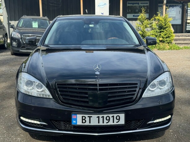 mercedes-benz-s-klasse-diesel-2009-big-1