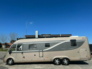 Bürstner | Elegance i890G, QUEENSBED, SENKESENG, HYDRUALISKE ST&#216;TTEBEIN, ALDE, GOD NYTTELAST, AUTOMATGIR, | Diesel | 2012