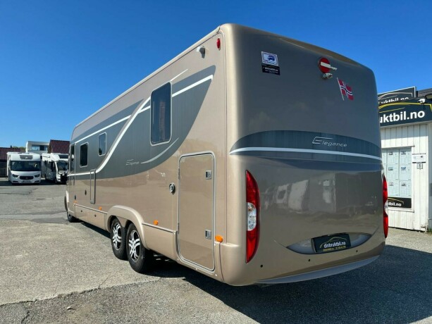 burstner-elegance-i890g-queensbed-senkeseng-hydrualiske-st216ttebein-alde-god-nyttelast-automatgir-diesel-2012-big-6