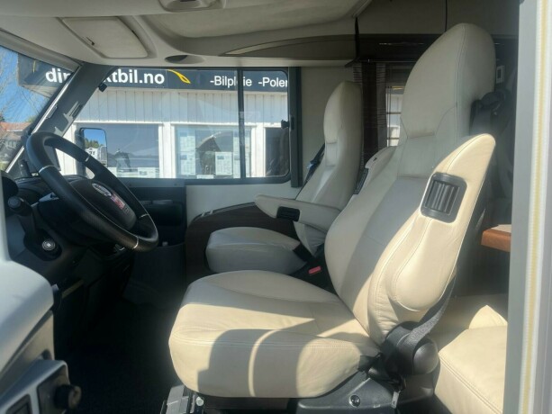 burstner-elegance-i890g-queensbed-senkeseng-hydrualiske-st216ttebein-alde-god-nyttelast-automatgir-diesel-2012-big-18