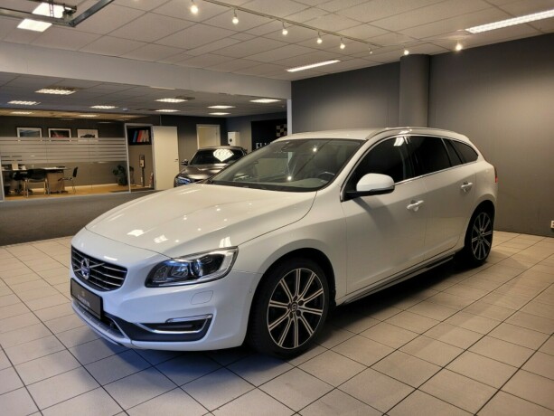 volvo-v60-diesel-2016-big-7