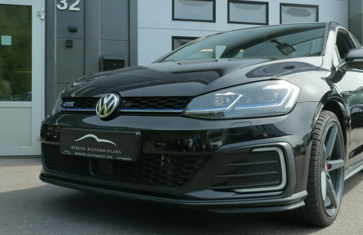 volkswagen-golf-elektrisitetbensin-2018-big-2