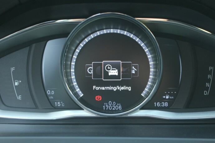 volvo-v60-elektrisitetdiesel-2016-big-17