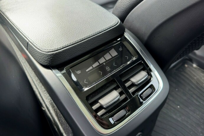 volvo-xc-90-elektrisitetbensin-2017-big-18