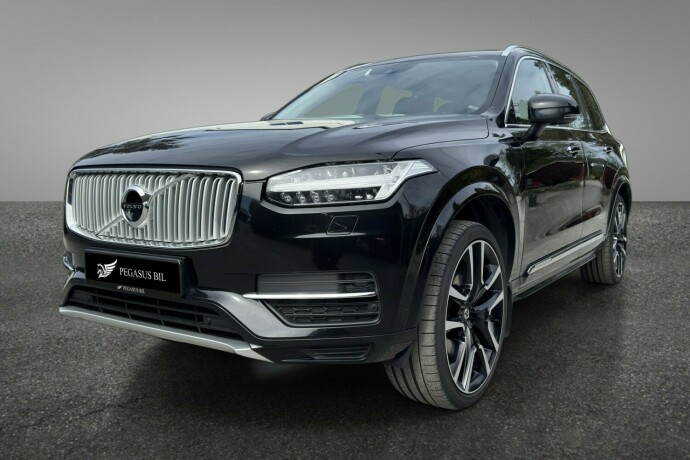 volvo-xc-90-elektrisitetbensin-2017-big-0