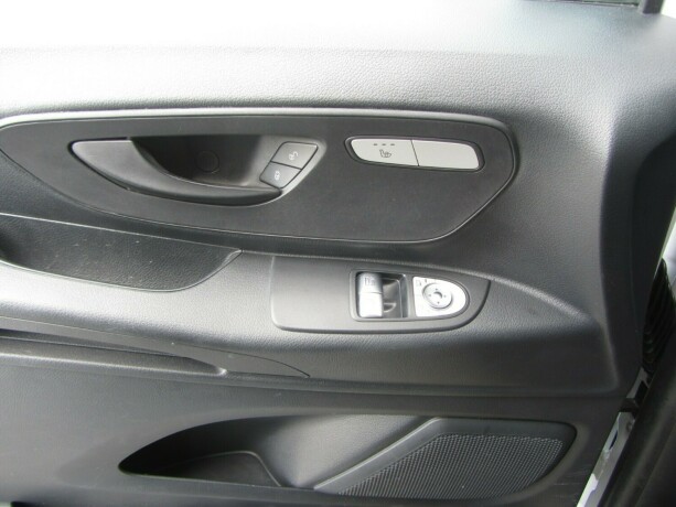 mercedes-benz-vito-diesel-2023-big-16