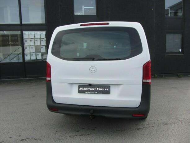 mercedes-benz-vito-diesel-2023-big-5