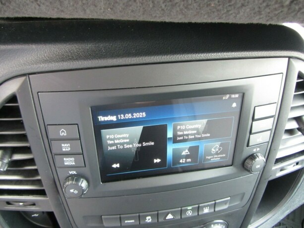 mercedes-benz-vito-diesel-2023-big-10