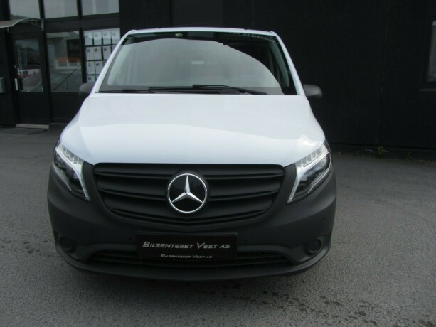 mercedes-benz-vito-diesel-2023-big-2
