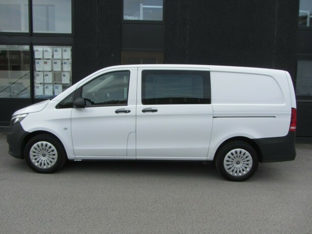 mercedes-benz-vito-diesel-2023-big-1